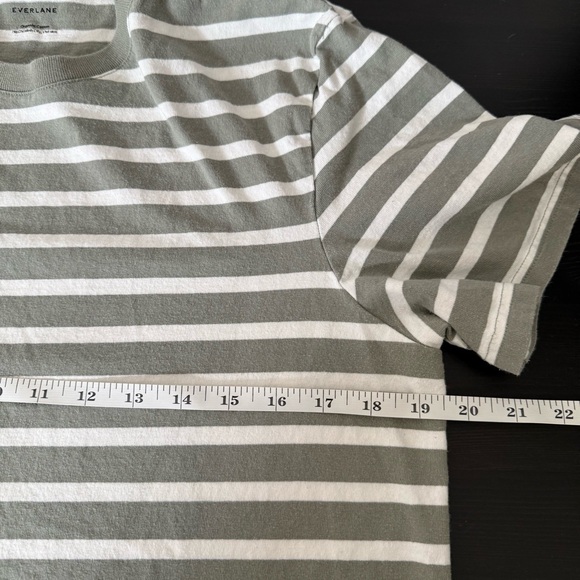 Everlane Tee T-Shirt Mens Sz M Green Striped Short Sleeve Organic Cotton Casual - Picture 8 of 9